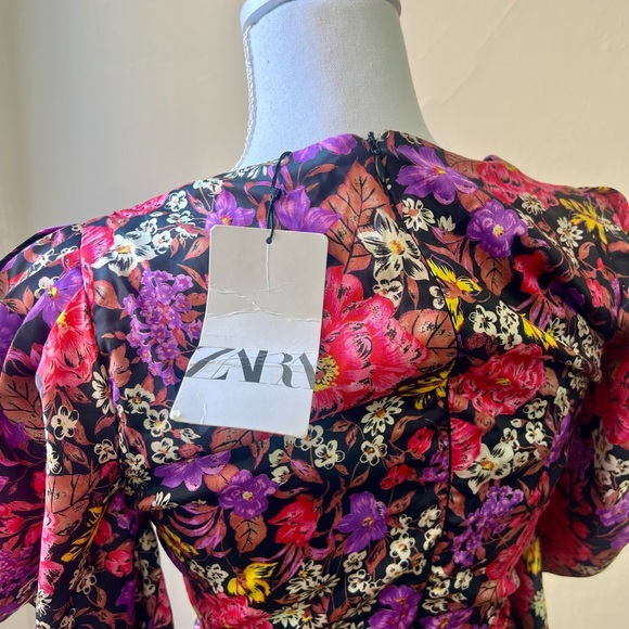 Zara multi colored floral dress - Picture 4 of 5